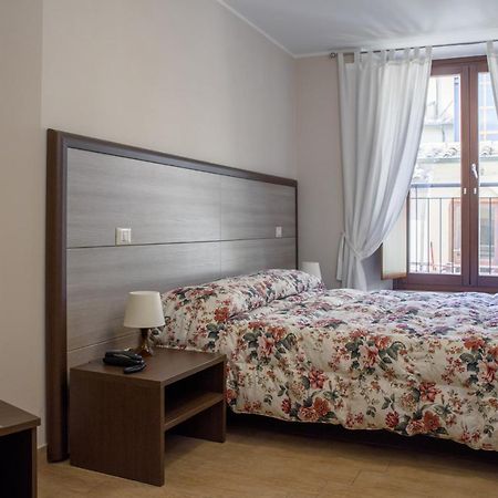 Flora Hotel Todi Ngoại thất bức ảnh
