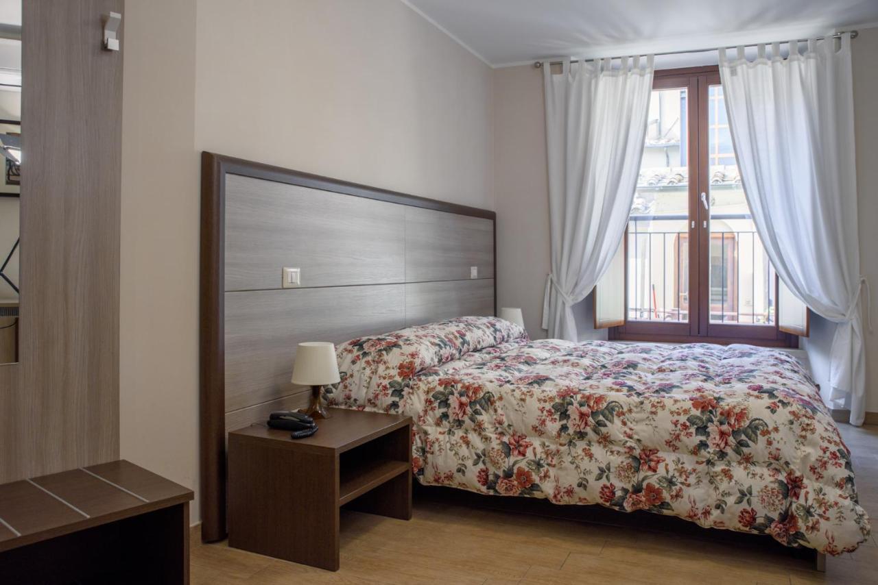 Flora Hotel Todi Ngoại thất bức ảnh
