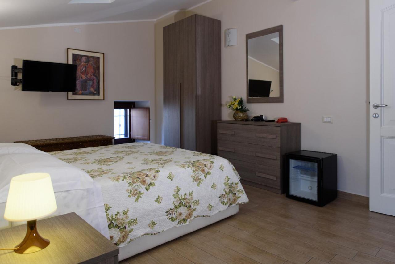 Flora Hotel Todi Ngoại thất bức ảnh