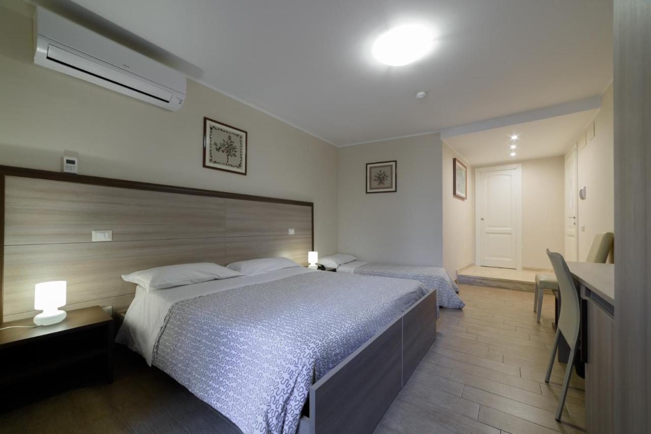 Flora Hotel Todi Ngoại thất bức ảnh