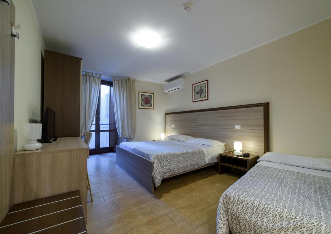 Flora Hotel Todi Ngoại thất bức ảnh